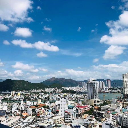 Marina T&T Apartment Nha Trang Esterno foto